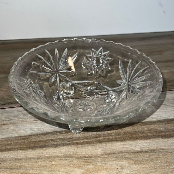 Anchor Hocking Prescut "Star of David" Footed Bowl - Picture 1 of 6
